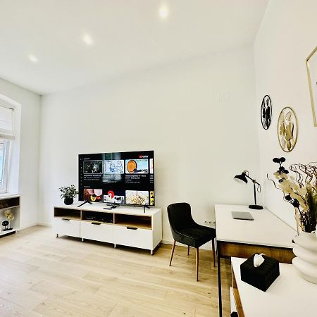 Clever Studio Near Central Shopping Center كلوج-نابوكا المظهر الخارجي الصورة